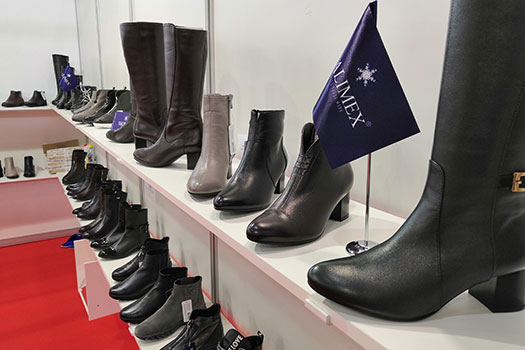 На обувной выставке SHOESSTAR-Сибирь/СибШуз 2019 г. Новосибирск. представлена новая коллекция женской обуви SALIMEX весна-лето 2020.