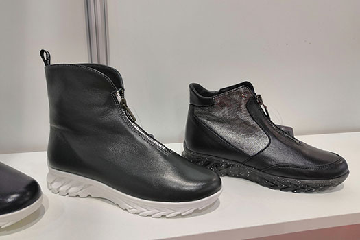На обувной выставке SHOESSTAR-Сибирь/СибШуз 2019 г. Новосибирск. представлена новая коллекция женской обуви SALIMEX весна-лето 2020.