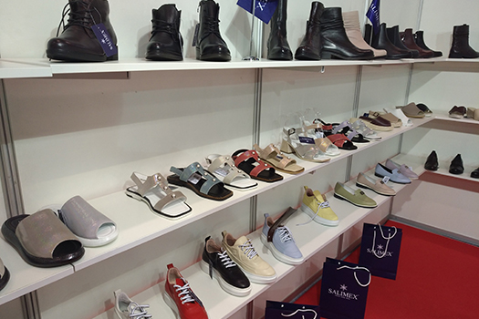 На обувной выставке SHOESSTAR-Урал 2021 г. Екатеринбург. представлена новая коллекция женской обуви SALIMEX ВЕСНА-ЛЕТО 2022.