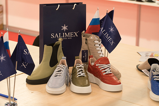 На обувной выставке SHOESSTAR-Урал 2021 г. Екатеринбург. представлена новая коллекция женской обуви SALIMEX ВЕСНА-ЛЕТО 2022.